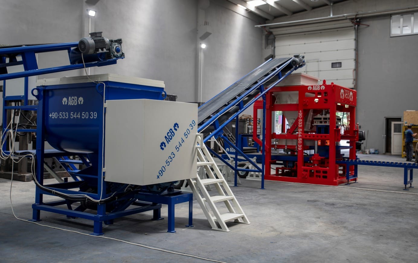 Machine a parpaing, machine de bloc béton, pondeuse parpaing, presse a parpaing, machine de fabrication de brique, machine parpaing